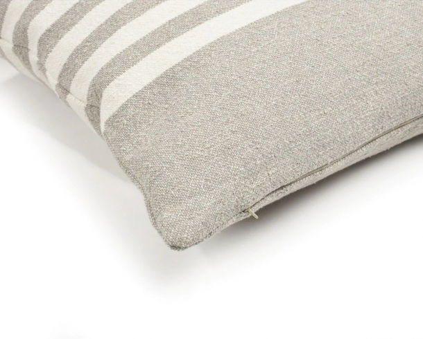 CAMILLE PILLOW