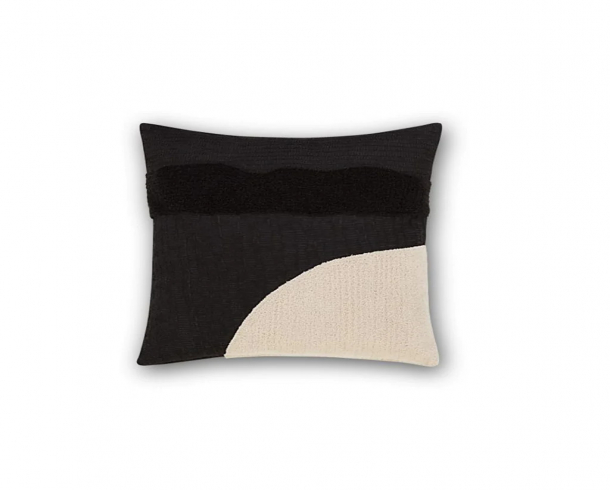 STITCH CUSHION